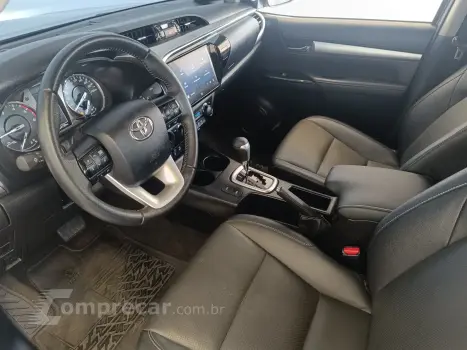 HILUX 2.8 D-4D TURBO CD SRX PLUS 4X4 AUTOMÁTICO
