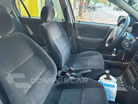 Astra Advantage 2.0 MPFI 8V FlexPower 5p
