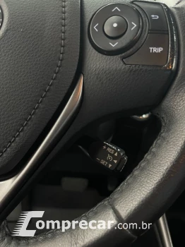 YARIS 1.5 16V Sedan XS Connect
