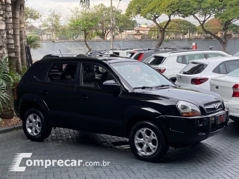 Hyundai TUCSON 2.0 MPFI GLS 16V 143cv 2WD 4 portas
