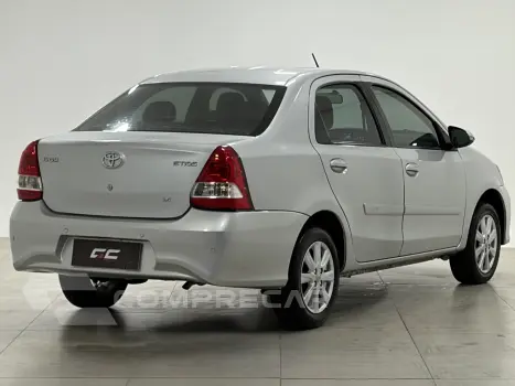 ETIOS 1.5 X PLUS SEDAN 16V FLEX 4P AUTOMÁTICO