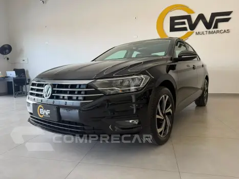 Volkswagen VOLKSWAGEN JETTA Comfort. 250 TSI 1.4 Flex 16v Aut. 4 portas