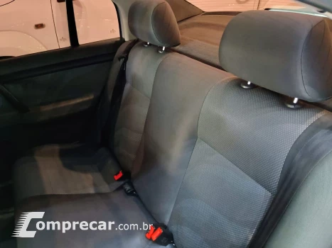 POLO SEDAN 1.6 MI 8V