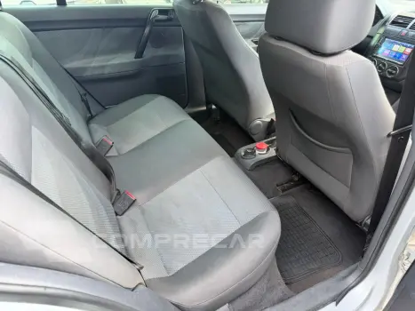Polo Sedan 1.6 4P COMFORTLINE FLEX