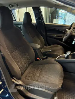 ONIX 1.0 Turbo Plus LT