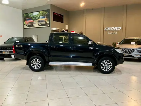 Hilux Caminhonete 2.7 16V 4P SRV FLEX 4X4  CABINE DUPLA AUTO