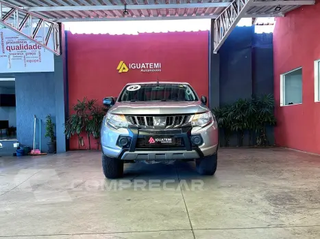 L200 TRITON 2.4 16V TURBO DIESEL OUTDOOR GLS CD 4X4 AUTOMÁTI