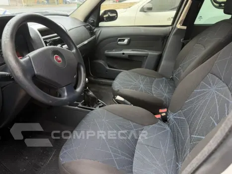 Palio ELX 1.4 Fire/30 Anos F. Flex 8V 4p
