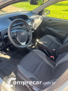 ETIOS 1.5 XS Sedan 16V
