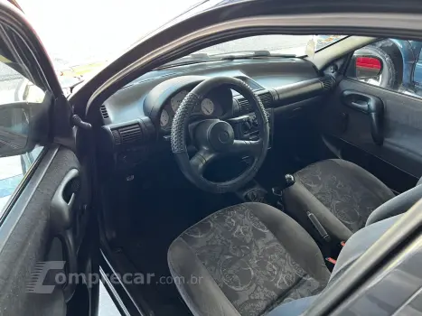 CORSA 1.0 MPFI Milenium Sedan 8V