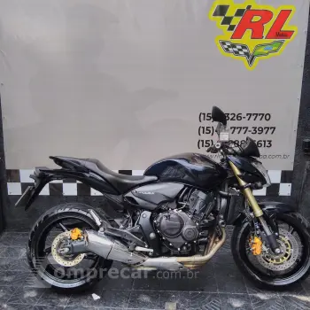 CB 600F HORNET