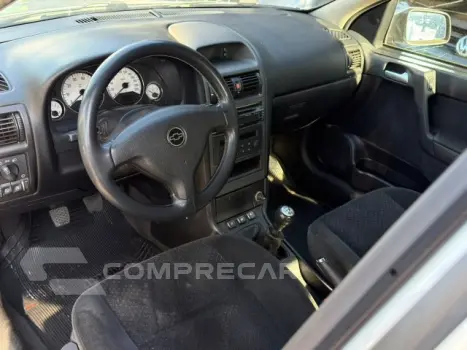 ASTRA HATCH - 2.0 MPFI ADVANTAGE 8V 4P MANUAL