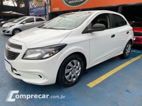 CHEVROLET Onix 4 portas
