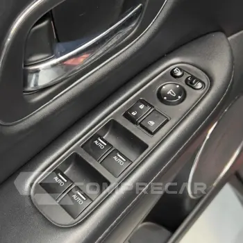 HR-V Touring 1.8 Flexone 16V 5p Aut.