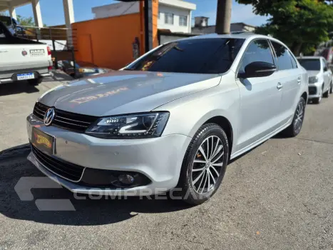 JETTA 2.0 TSI Highline 211cv