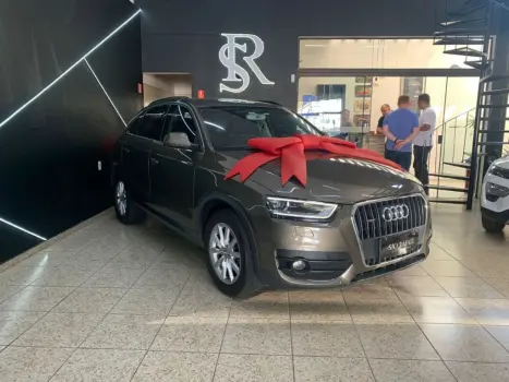 Audi Q3 2.0 TFSI Quat. 170/180cv S-tronic 5p 4 portas