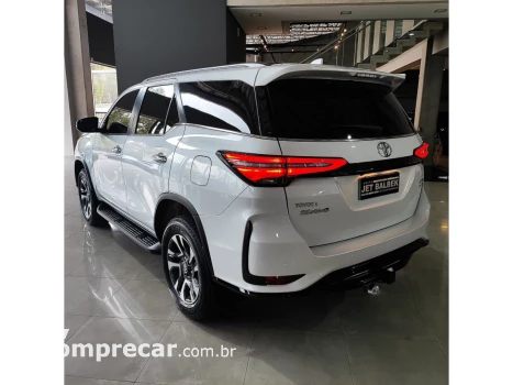 HILUX SW4 2.8 D-4D TURBO DIESEL SRX PLATINUM 7L 4X4 AUTOMÁTI