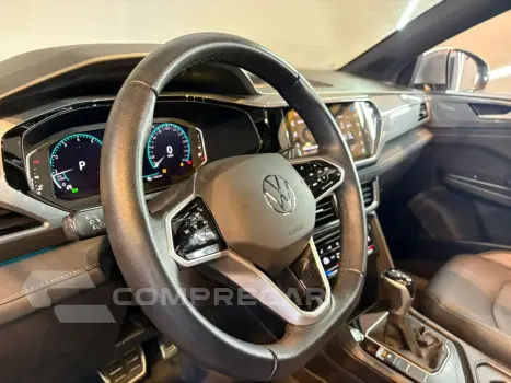 Taos 1.4 250 Tsi Total Flex Highline Automático