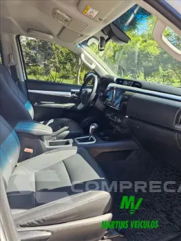 HILUX 2.8 D-4D TURBO DIESEL CD SRX PLUS 4X4 AUTOM