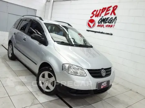 Volkswagen SPACEFOX - 1.6 MI 8V 4P MANUAL 4 portas