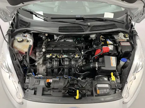 FIESTA 1.6 Titanium Hatch 16V