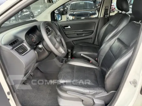 FOX - 1.0 MI 8V 4P MANUAL