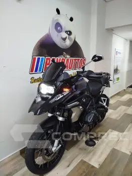 R 1250 GS TRIPLE BLACK