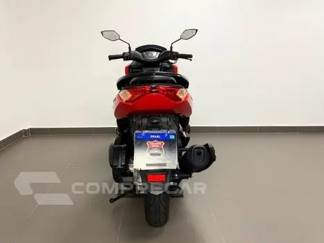 YAMAHA NMAX CONNECTED 160 ABS