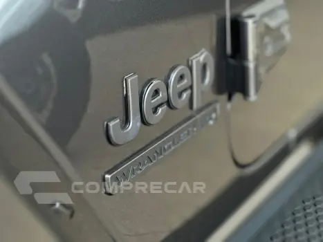 WRANGLER 2.0 TURBO GASOLINA UNLIMITED OVERLAND 4P 4X4 AT8