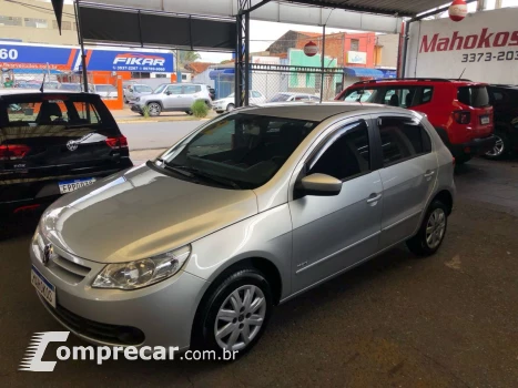 Volkswagen Gol (novo) 1.0 Mi Total Flex 8V 4p 4 portas