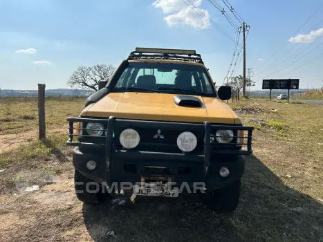 L200 2.5 Savana 4X4 CD 8V Turbo