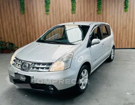NISSAN LIVINA 1.8 SL 16V 4 portas