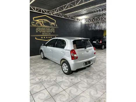 ETIOS 1.3 XS 16V FLEX 4P MANUAL