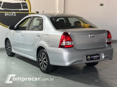 ETIOS 1.5 PLATINUM SEDAN 16V FLEX 4P AUTOMÁTICO