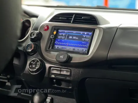 FIT 1.4 LX 16V FLEX 4P AUTOMÁTICO