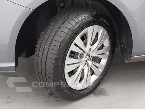 VOYAGE 1.0 12V MPI TOTALFLEX 4P MANUAL