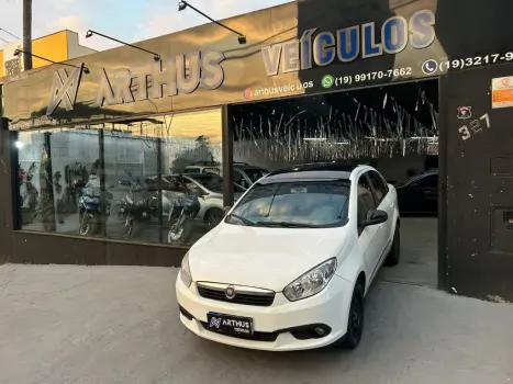 Fiat Grand Siena ESSENCE 1.6 Flex 16V 4 portas