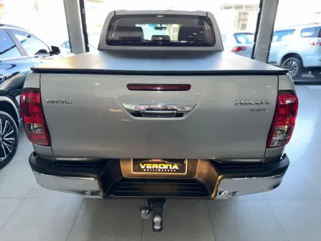 HILUX 2.8 D-4d Turbo CD SRV 4X4