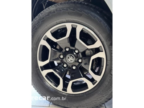 HILUX 2.8 D-4D TURBO DIESEL CD SRX 4X4 AUTOMÁTICO
