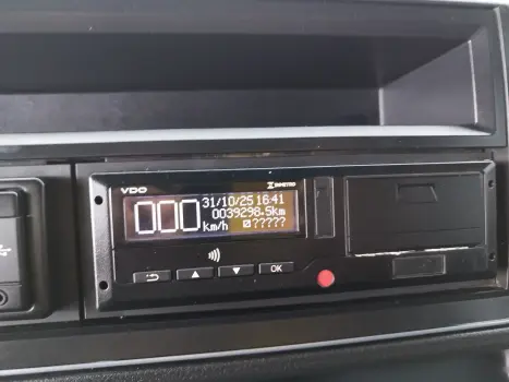 Delivery 6.170 (carroceria + Cabine Suplementar)