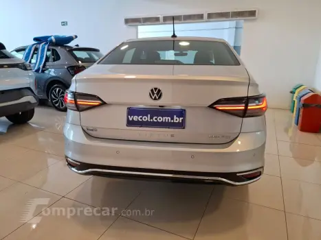 Virtus 1.0 4P 200 TSI FLEX HIGHLINE AUTOMÁTICO