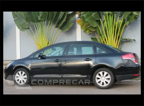 CITROEN C4 2.0 GLX Pallas 16V 4 portas