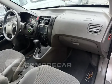 TUCSON 2.0 MPFI GL 16V 142CV 2WD GASOLINA 4P AUTOMÁTICO