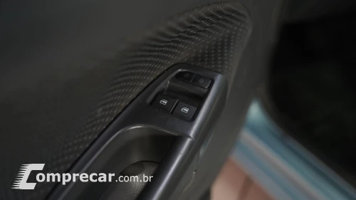 VOYAGE 1.6 C 8V