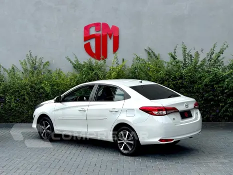 YARIS 1.5 16V FLEX SEDAN XS CONNECT MULTIDRIVE