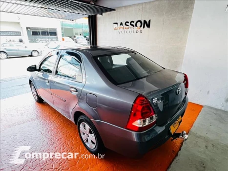 ETIOS 1.5 XS Sedan 16V