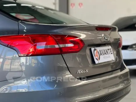 FOCUS 2.0 SE 16V FLEX 4P POWERSHIFT