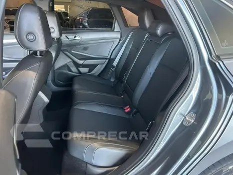 JETTA R-LINE 250 TSI 1.4 FLEX 16V AUT.