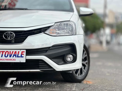 ETIOS 1.5 PLATINUM SEDAN 16V FLEX 4P AUTOMÁTICO