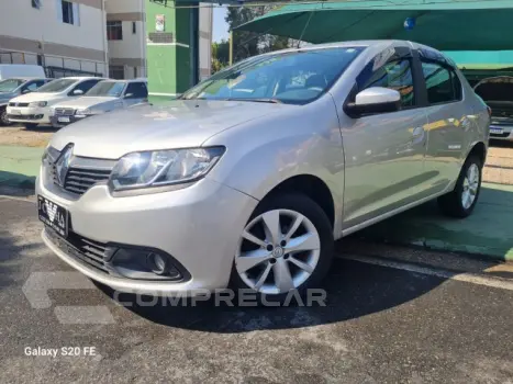 Renault LOGAN - 1.0 EXPRESSION 16V 4P MANUAL 4 portas